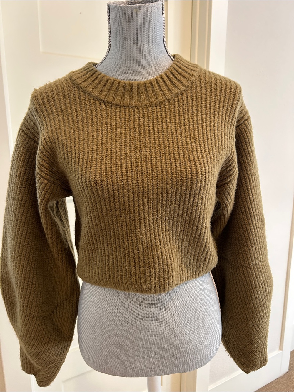 Urban Outfitters Olive-Tone cropped Ribbed Crewneck Sweater